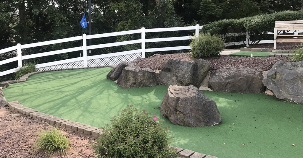 Markie’s Miniature Golf